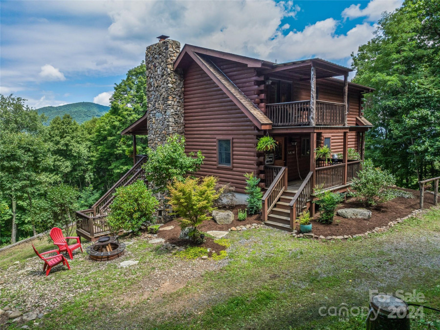 1863 Roaring Fork Rd Hot Springs, NC 28743