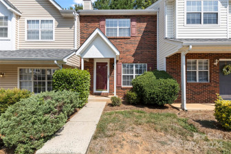 5718 Prescott Ct Charlotte, NC 28269