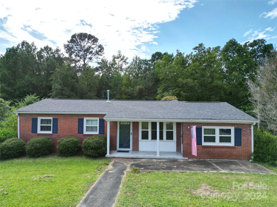 2146 Nc 742 Hw Wadesboro, NC 28170