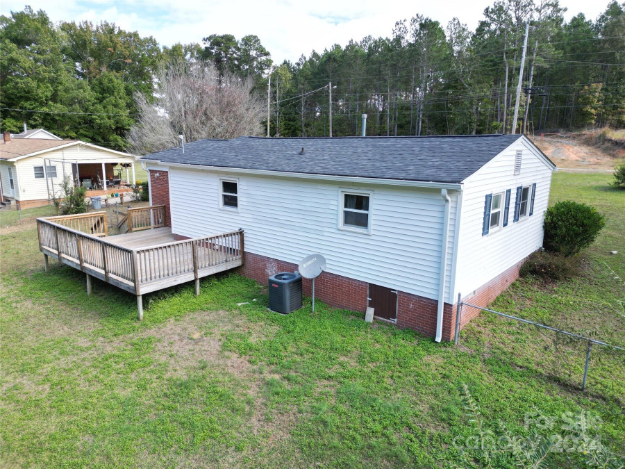 2146 Nc 742 Hw Wadesboro, NC 28170