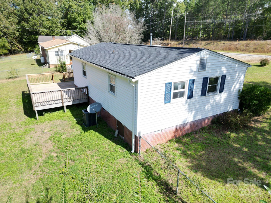 2146 Nc 742 Hw Wadesboro, NC 28170