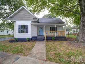 14 Robbins Cir Lexington, NC 27292