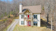 4823 Max Patch Rd Clyde, NC 28721