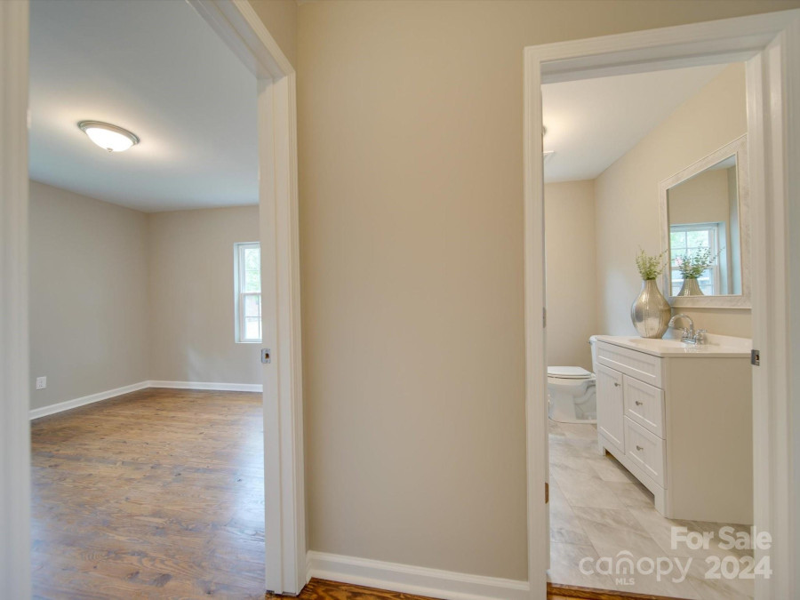 203 Peyton St Chester, SC 29706