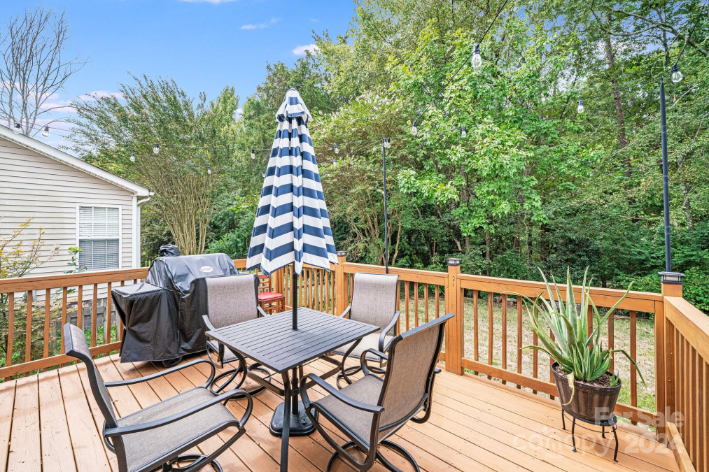 4331 Bubbling Brook Ct Charlotte, NC 28278