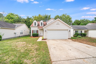 4331 Bubbling Brook Ct Charlotte, NC 28278