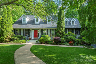 3 Lornelle Pl Asheville, NC 28804