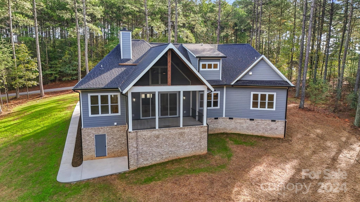 1063 Hidden Cove Ln Connelly Springs, NC 28612