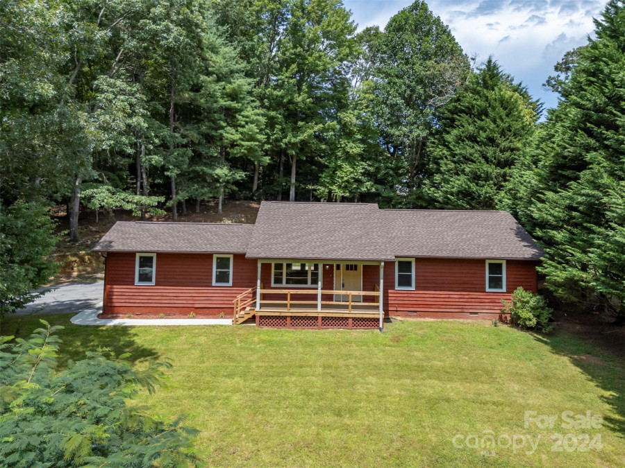 105 Hunters Field Mills River, NC 28759