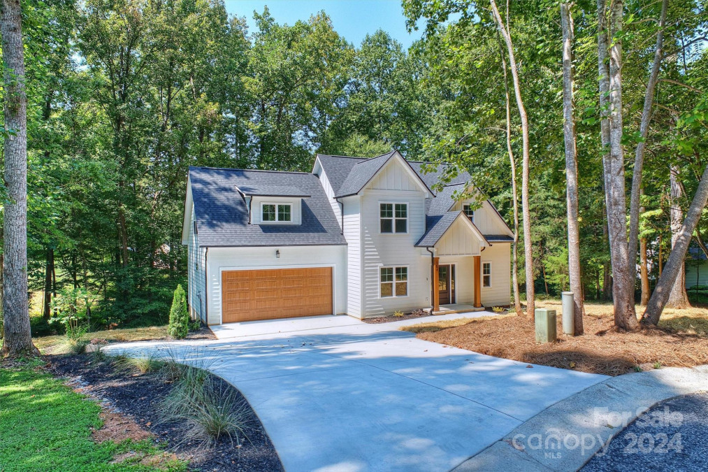 159 Scotch Irish Ln Troutman, NC 28166