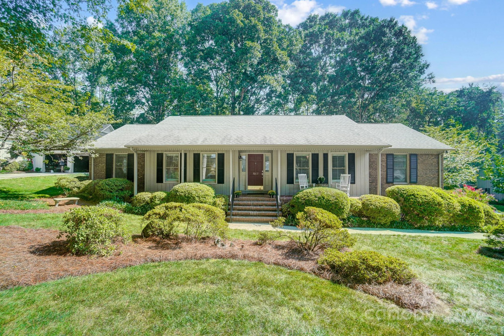 7017 Cool Springs Ln Charlotte, NC 28226