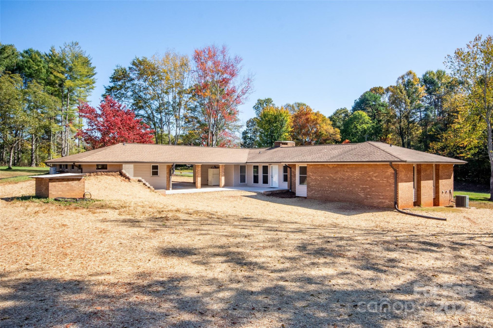 164 Lentz Rd Stony Point, NC 28678