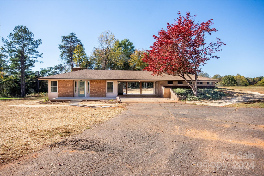 164 Lentz Rd Stony Point, NC 28678