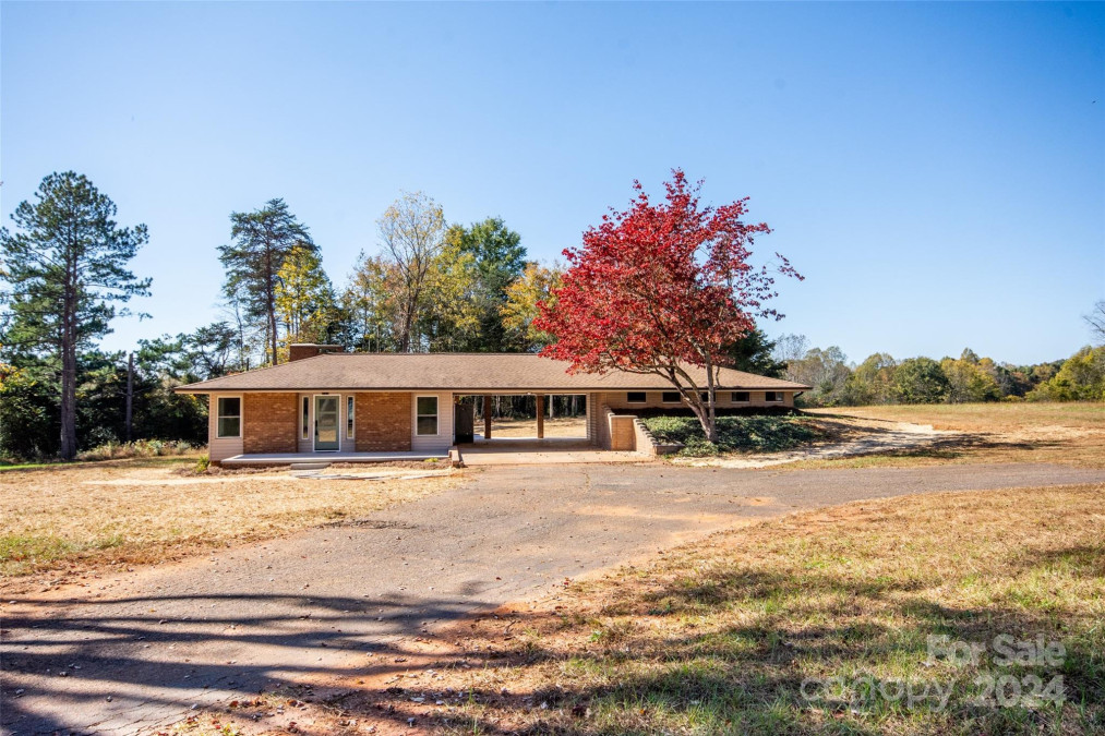 164 Lentz Rd Stony Point, NC 28678