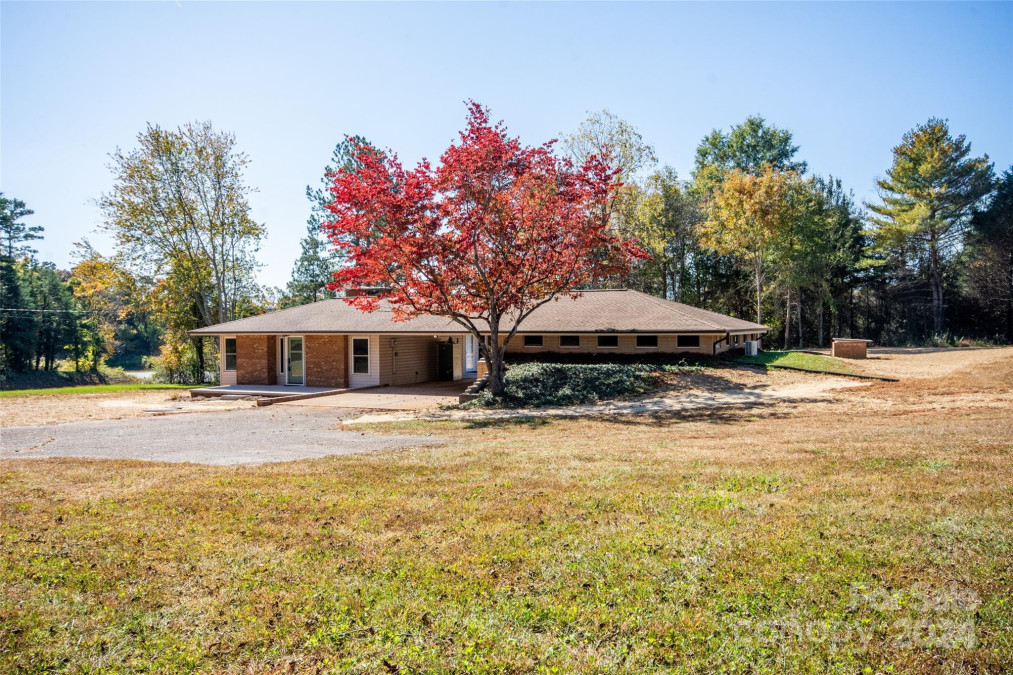 164 Lentz Rd Stony Point, NC 28678