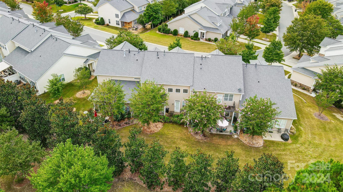 544 Pine Links Dr Tega Cay, SC 29708