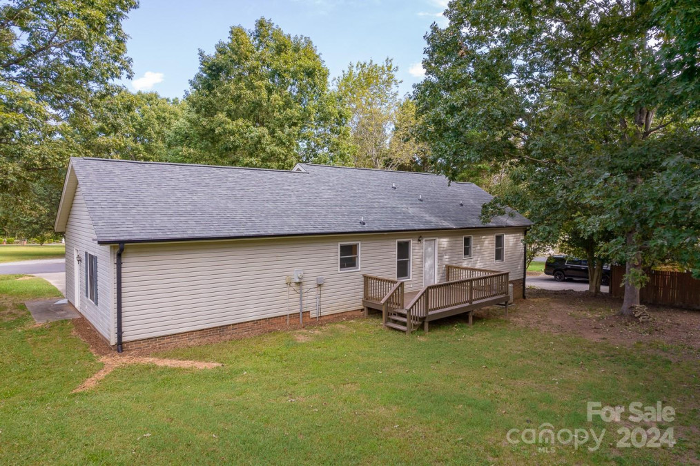 128 Arbor Springs Dr Taylorsville, NC 28681