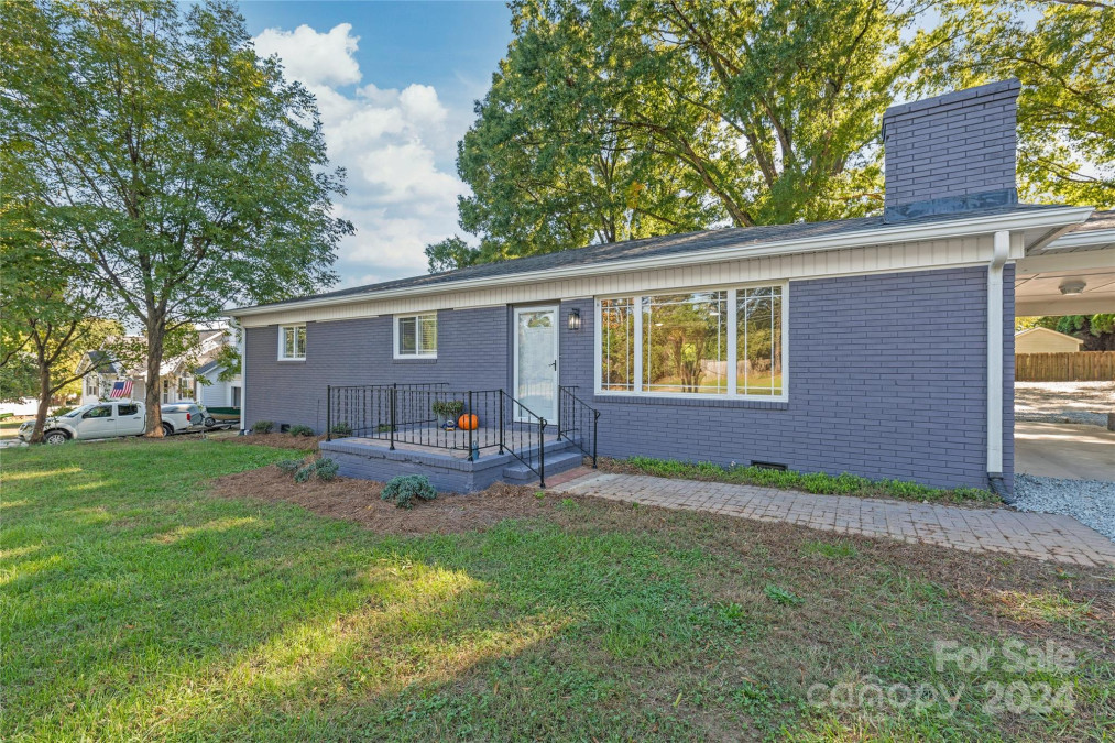 335 Davidson Hw Concord, NC 28027