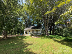 380 Winesap Rd Lake Lure, NC 28746