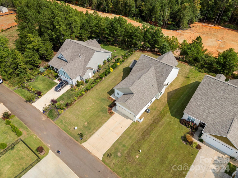 10378 Lakeshore Dr Lancaster, SC 29720