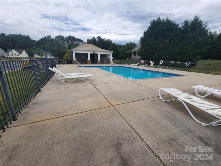 602 Lexington Dr Albemarle, NC 28001