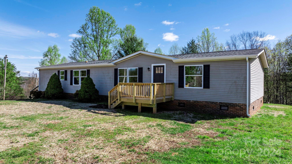 7561 Virginia Rg Connelly Springs, NC 28612