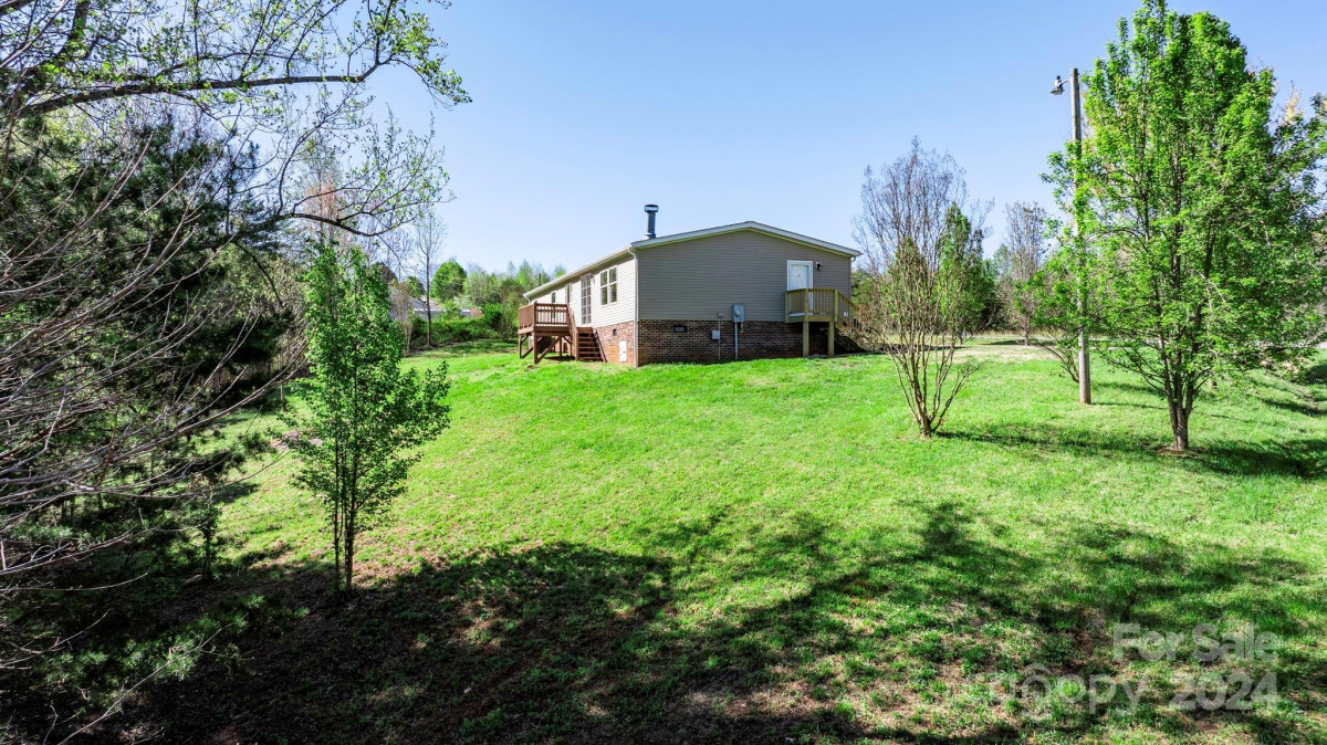 7561 Virginia Rg Connelly Springs, NC 28612