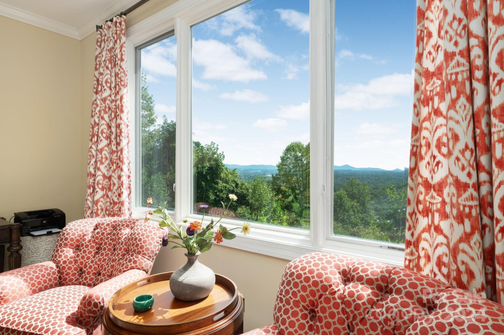 265 High Road Overlook Hendersonville, NC 28739