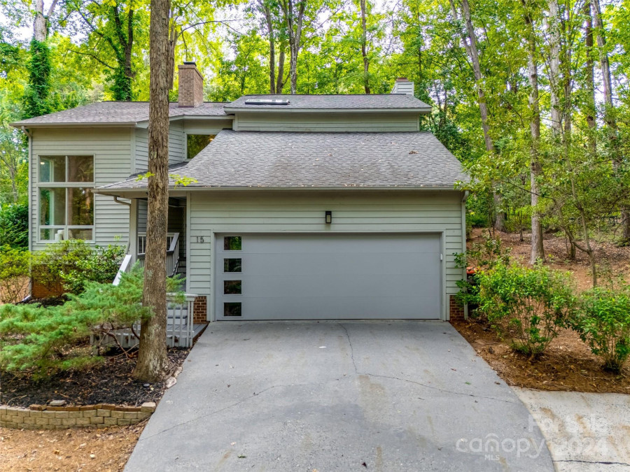 15 Tanglewood Rd Clover, SC 29710