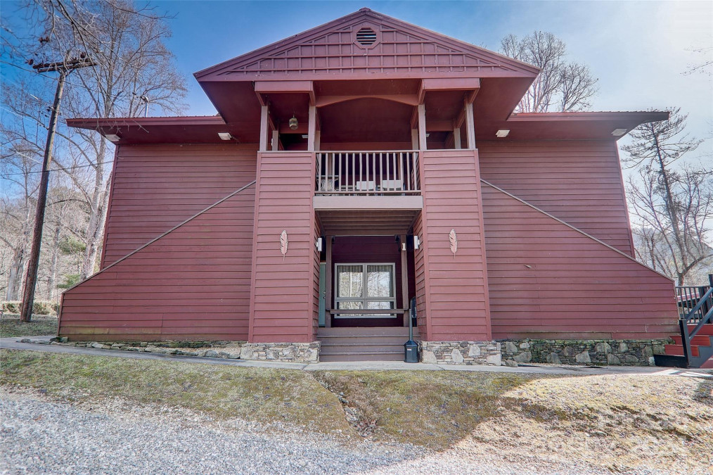 57 Observation Point Rd Bryson City, NC 28713