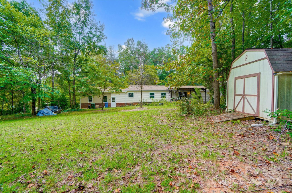 215 Valley View Dr Clover, SC 29701