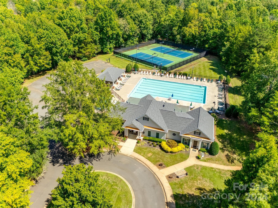 504 Deercross Ln Waxhaw, NC 28173