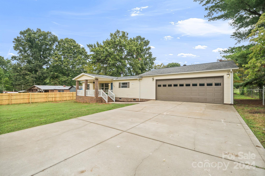 134 Amber Ln Statesville, NC 28677