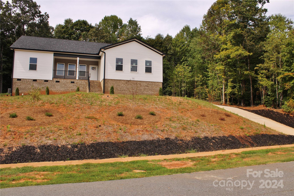 3656 Raymond Loop Newton, NC 28658