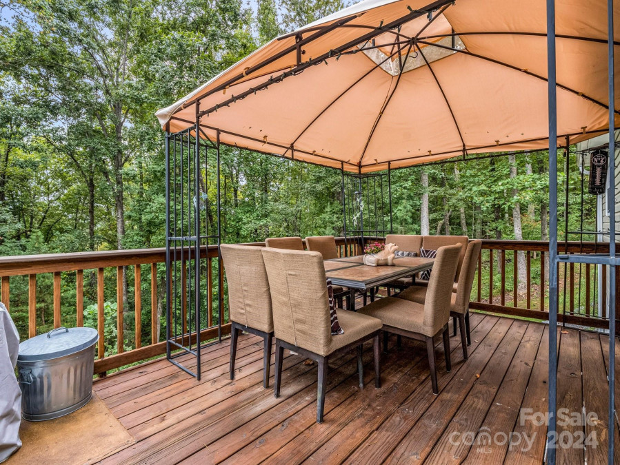 131 Persimmon Rg Rutherfordton, NC 28139