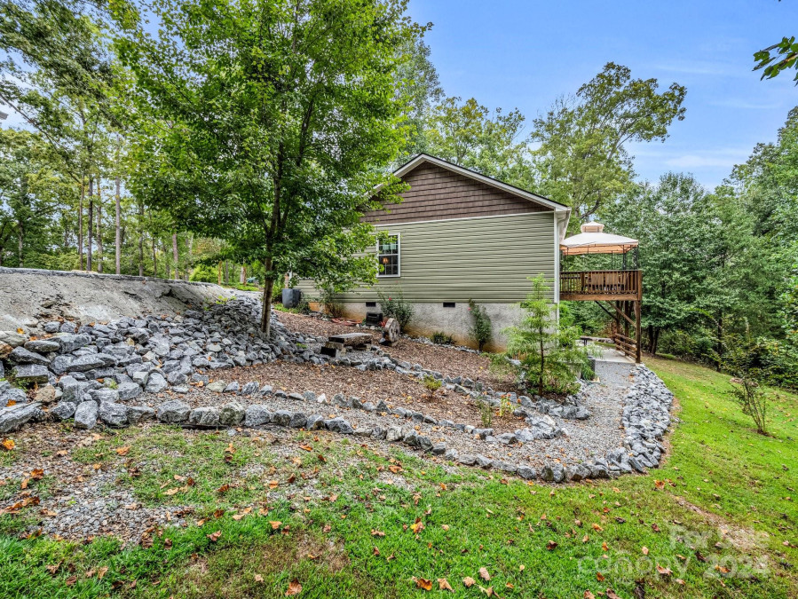 131 Persimmon Rg Rutherfordton, NC 28139