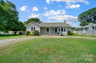 115 Abernathy St Mount Holly, NC 28120