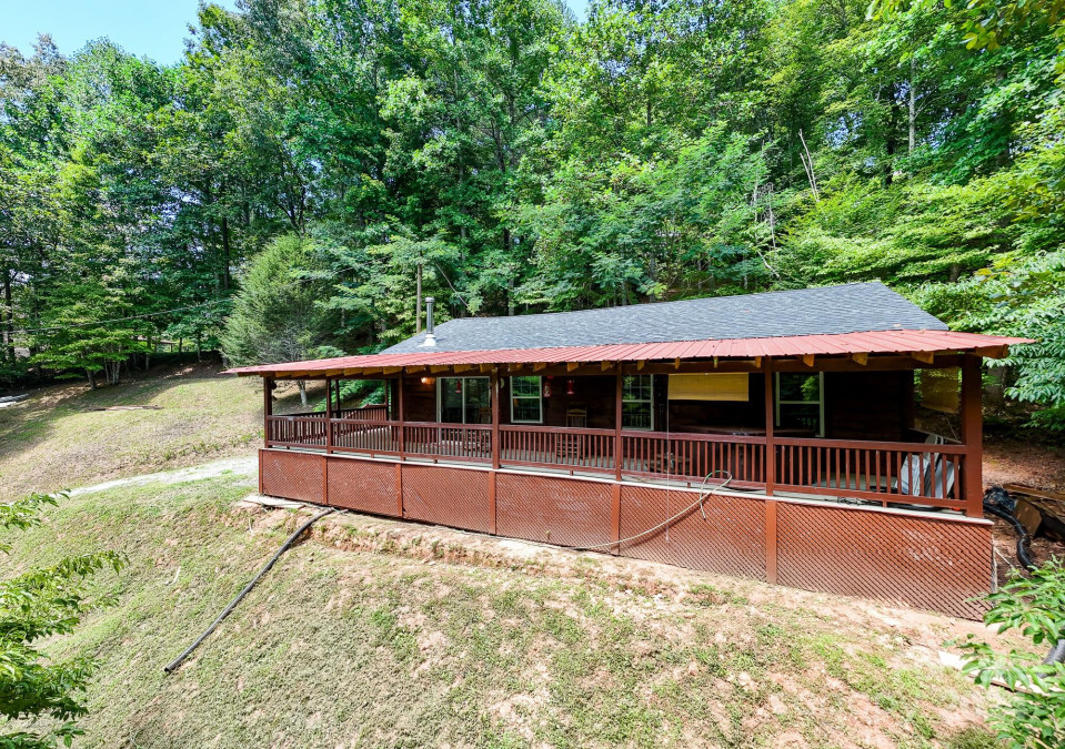 54 Covered Bridge Rd Robbinsville, NC 28771