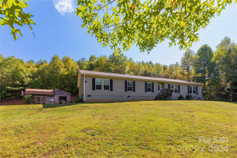 2980 Cabin Creek Rd Zirconia, NC 28790