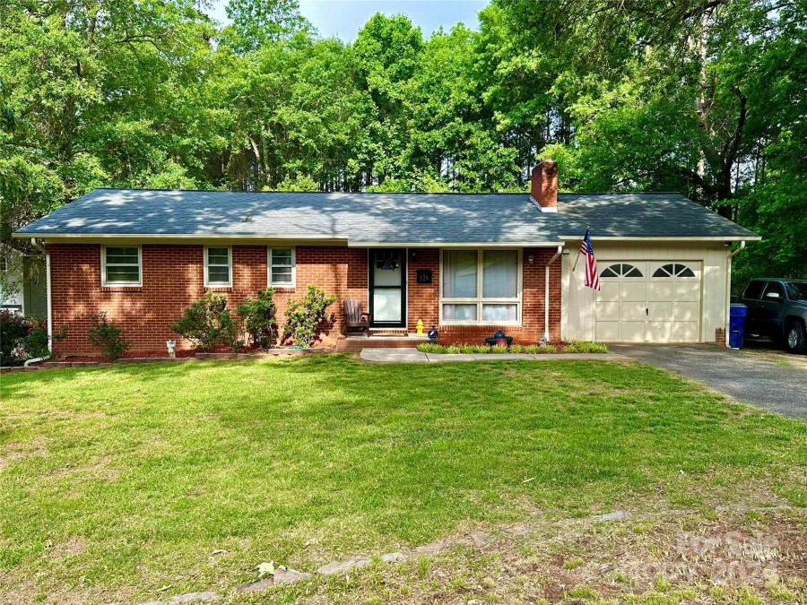 524 Timberlane Dr Mount Holly, NC 28120