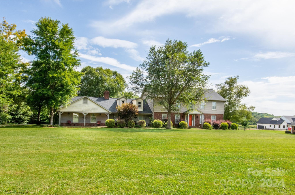 127 Farmwood Dr Statesville, NC 28625