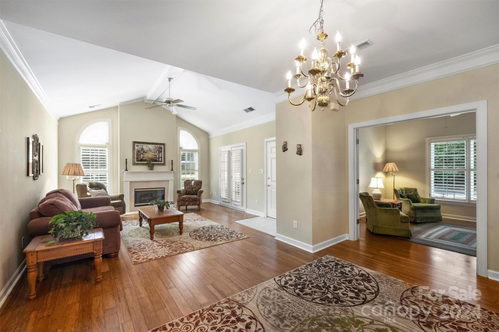 8425 Olde Troon Dr Charlotte, NC 28277