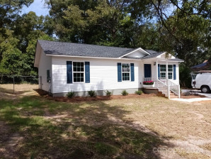 3 Charlotte St York, SC 29745