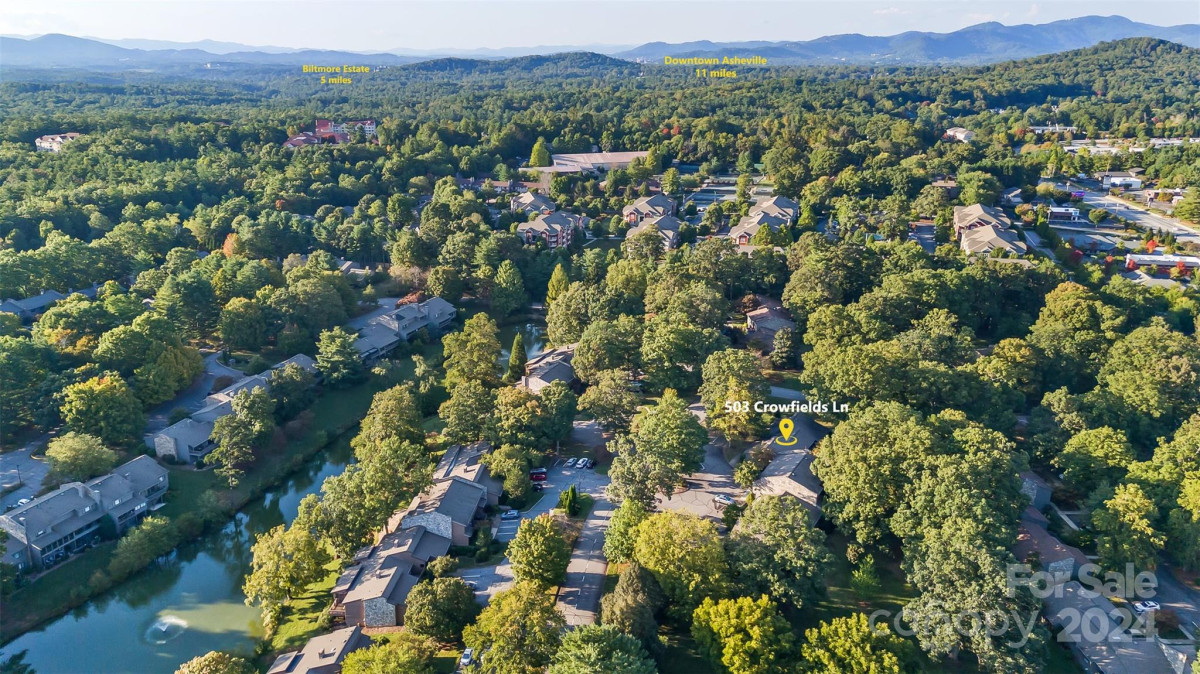 503 Crowfields Ln Asheville, NC 28803