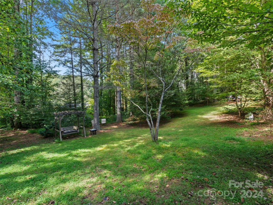 2509 Little River Rd Hendersonville, NC 28739