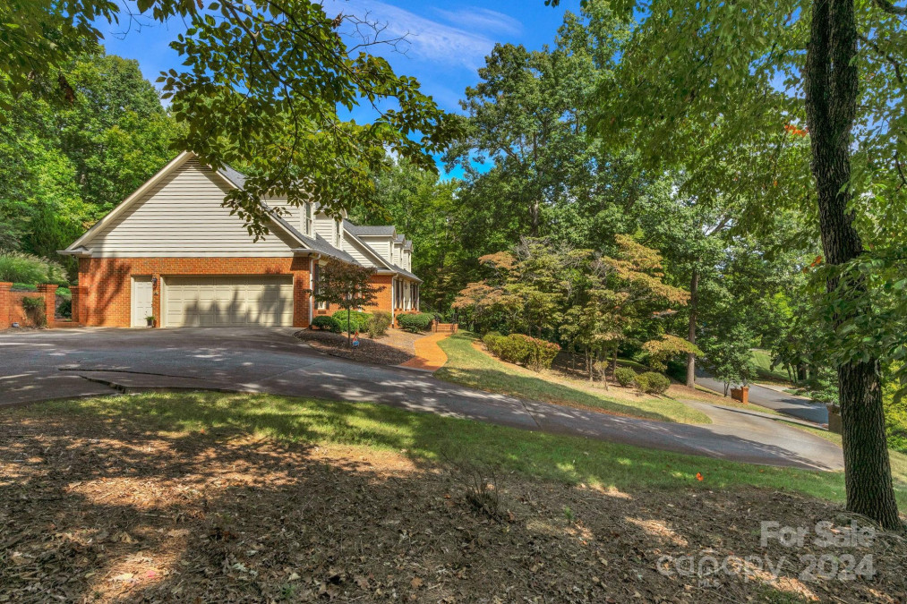 118 Cramer Mountain Woods Rd Cramerton, NC 28032