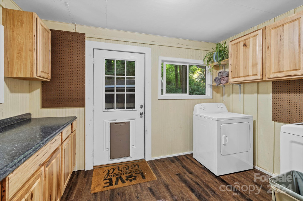 55 Belle Flower Cir Maggie Valley, NC 28751