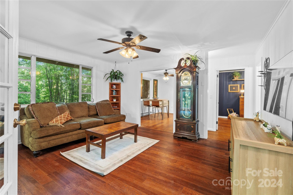 55 Belle Flower Cir Maggie Valley, NC 28751