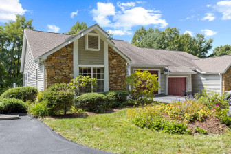 242 Laurel Park Pl Hendersonville, NC 28791