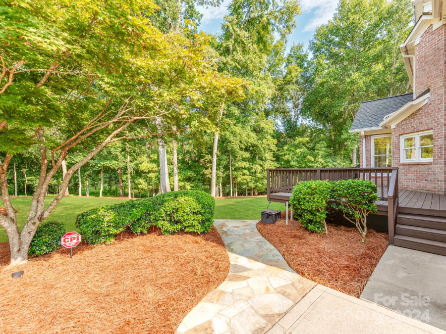 8526 Edgewood Grove Trl Charlotte, NC 28226